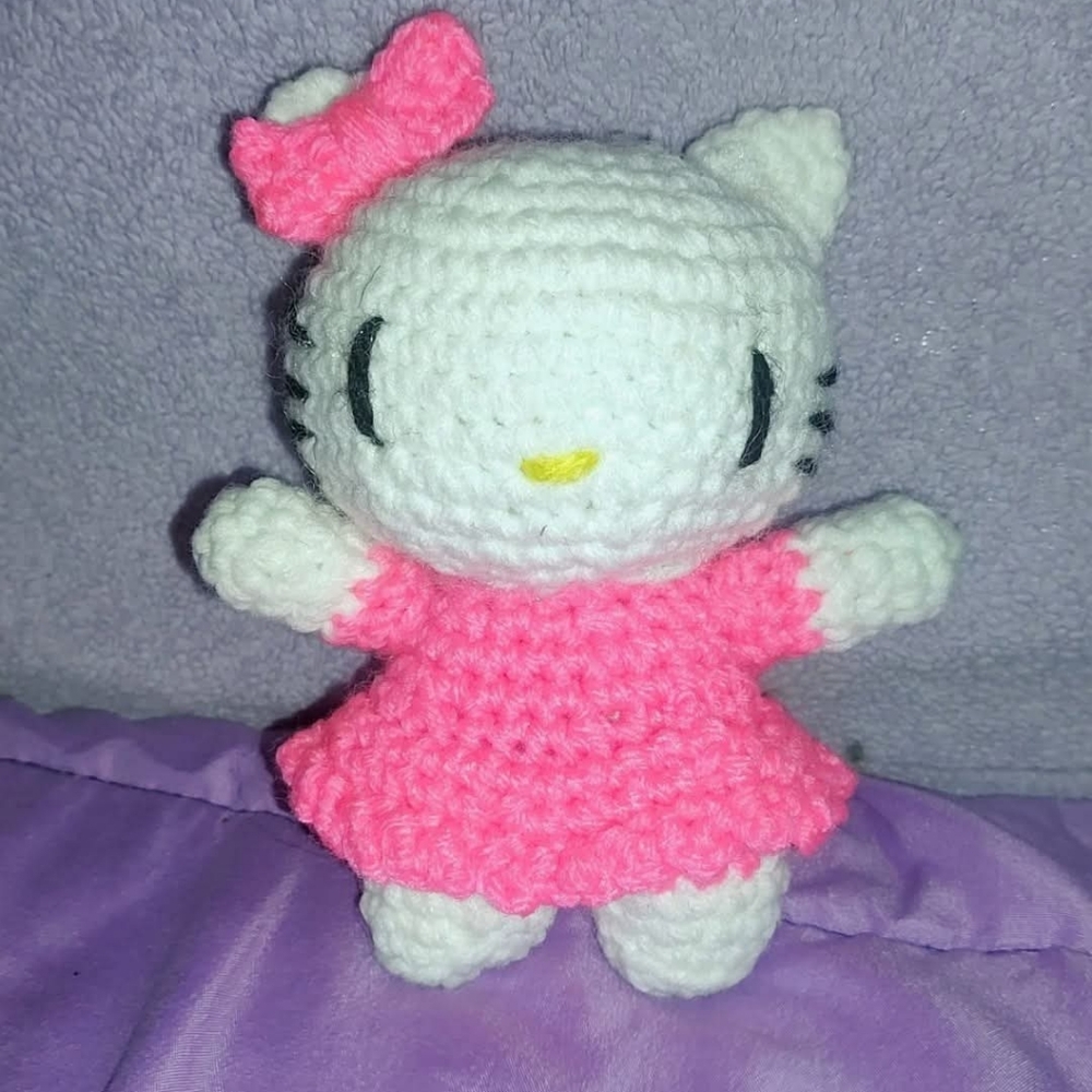 (MADE TO ORDER) Crocheted Pink Hello Kitty